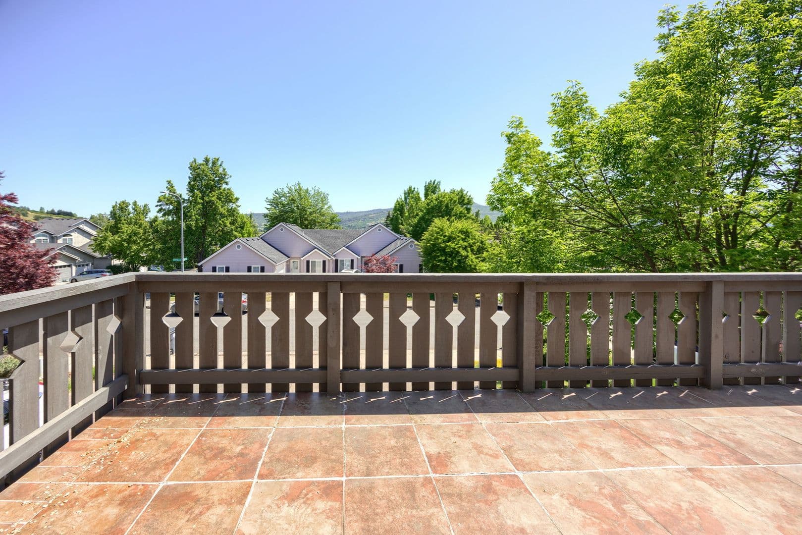 Medford Apartment: 1514 Hartell Ave