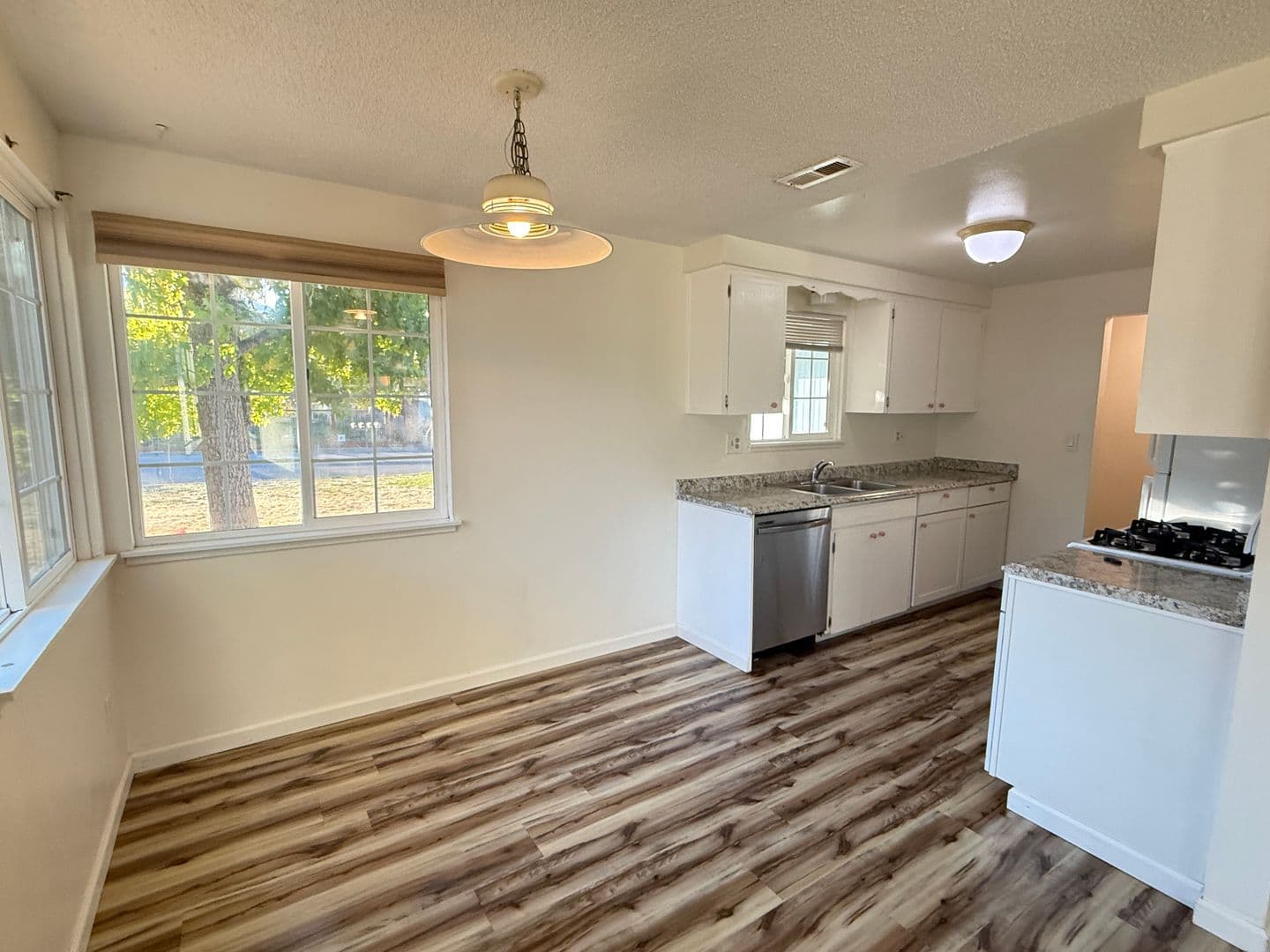 Ashland House: 875 Cambridge St