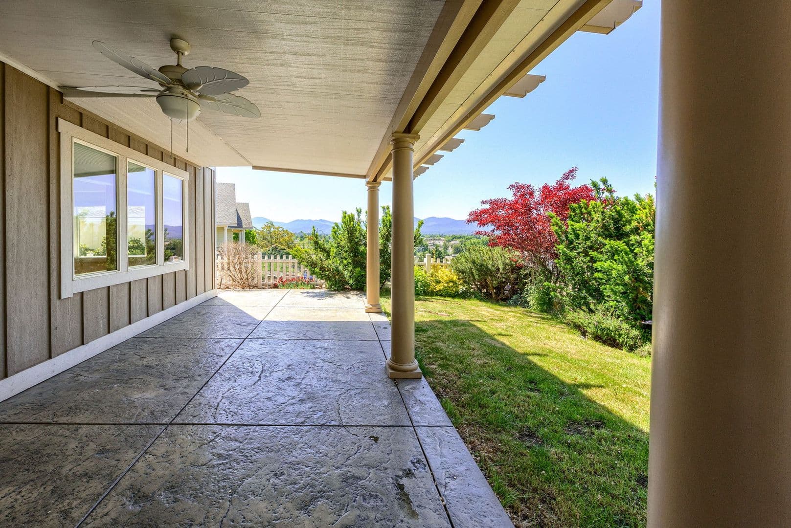 Medford Apartment: 1514 Hartell Ave