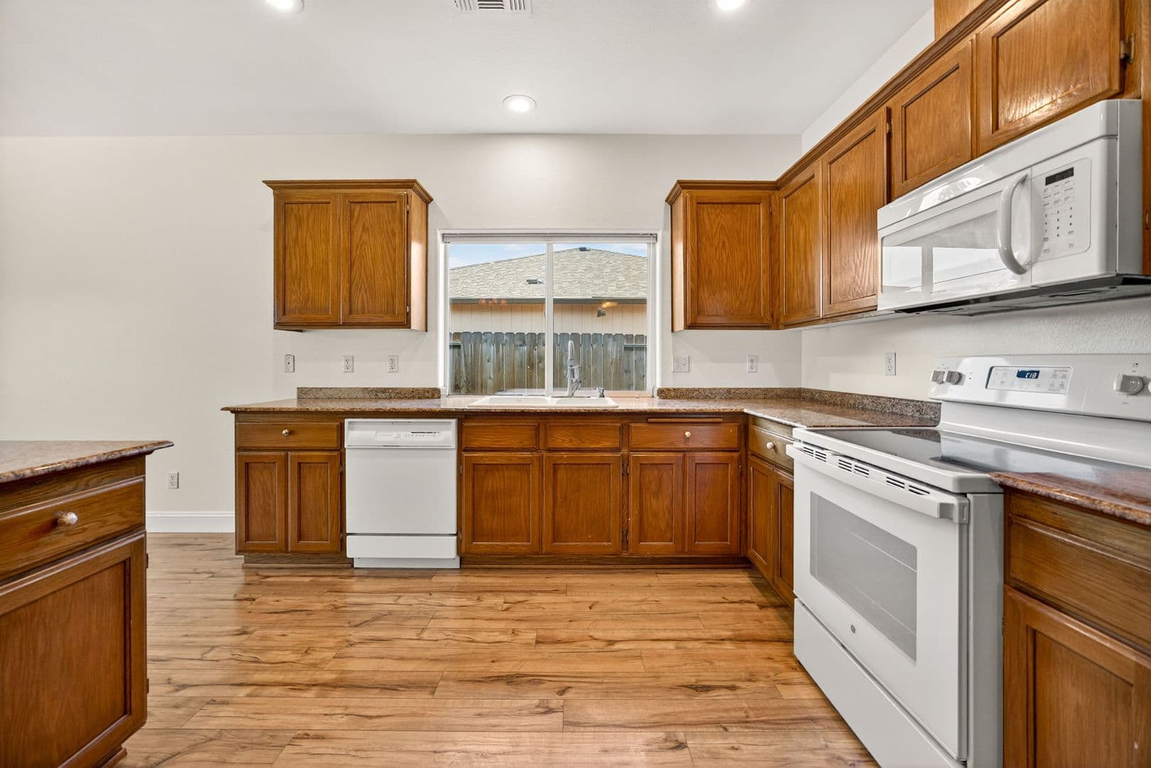 Central Point House: 2638 Rabun Way
