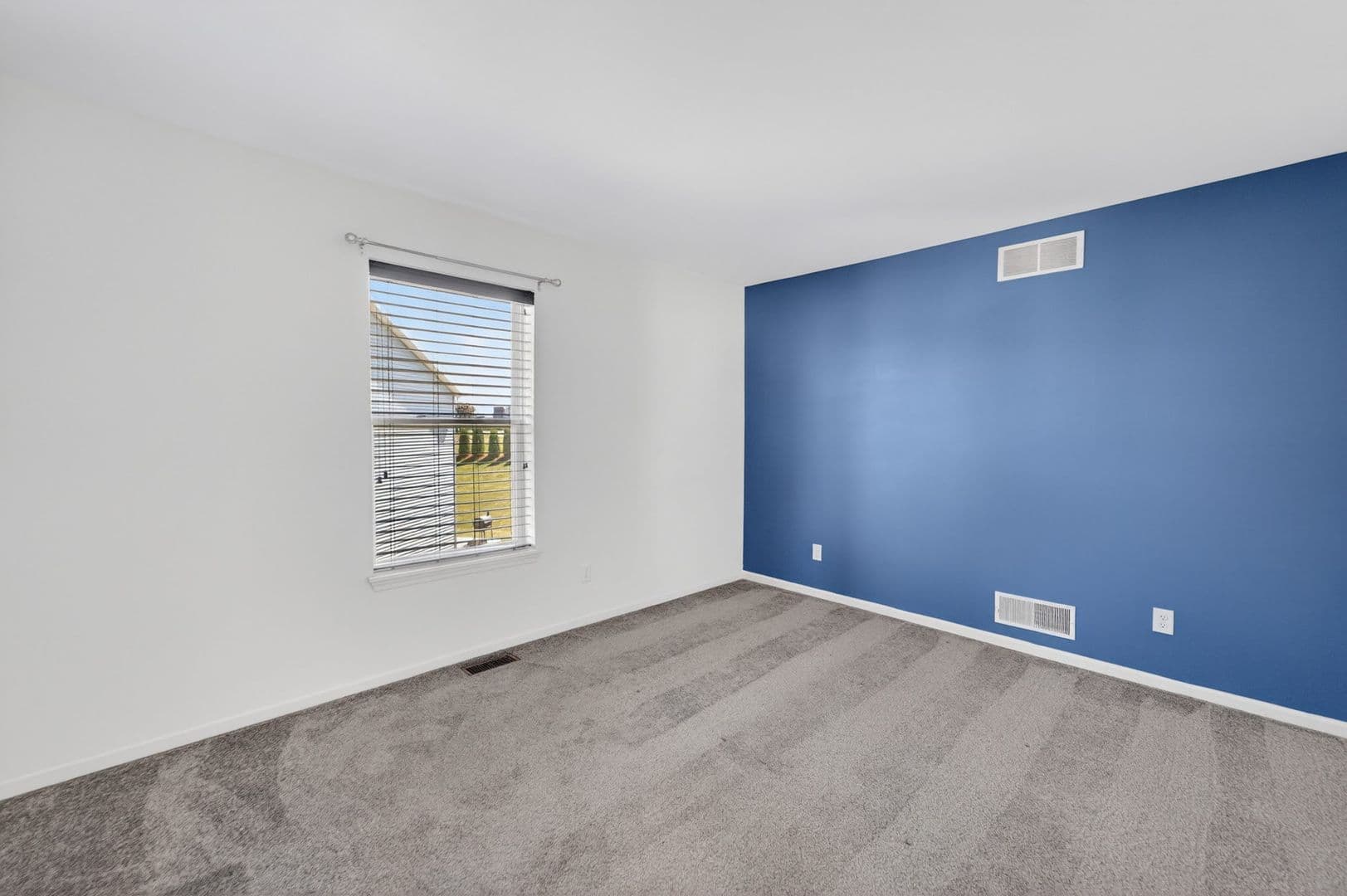 Sun Prairie House: 148 Caraway Pl