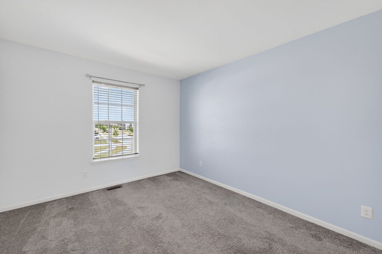 Sun Prairie House: 148 Caraway Pl