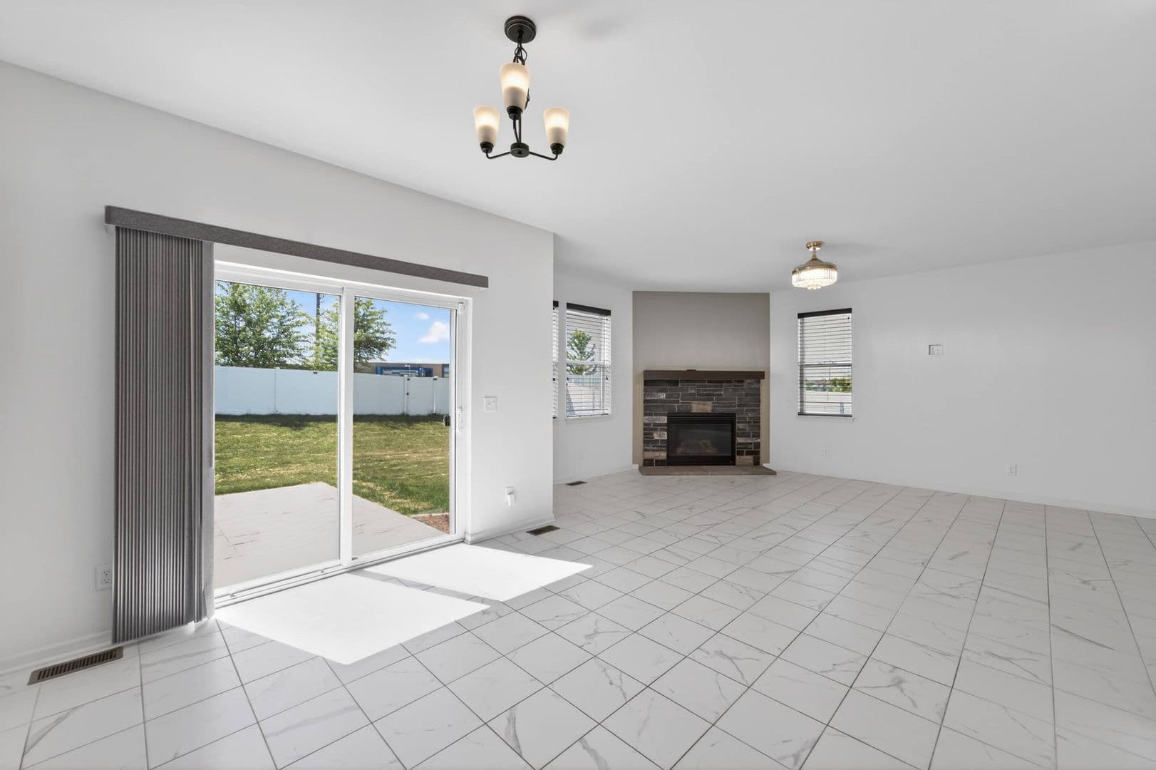 Sun Prairie House: 148 Caraway Pl