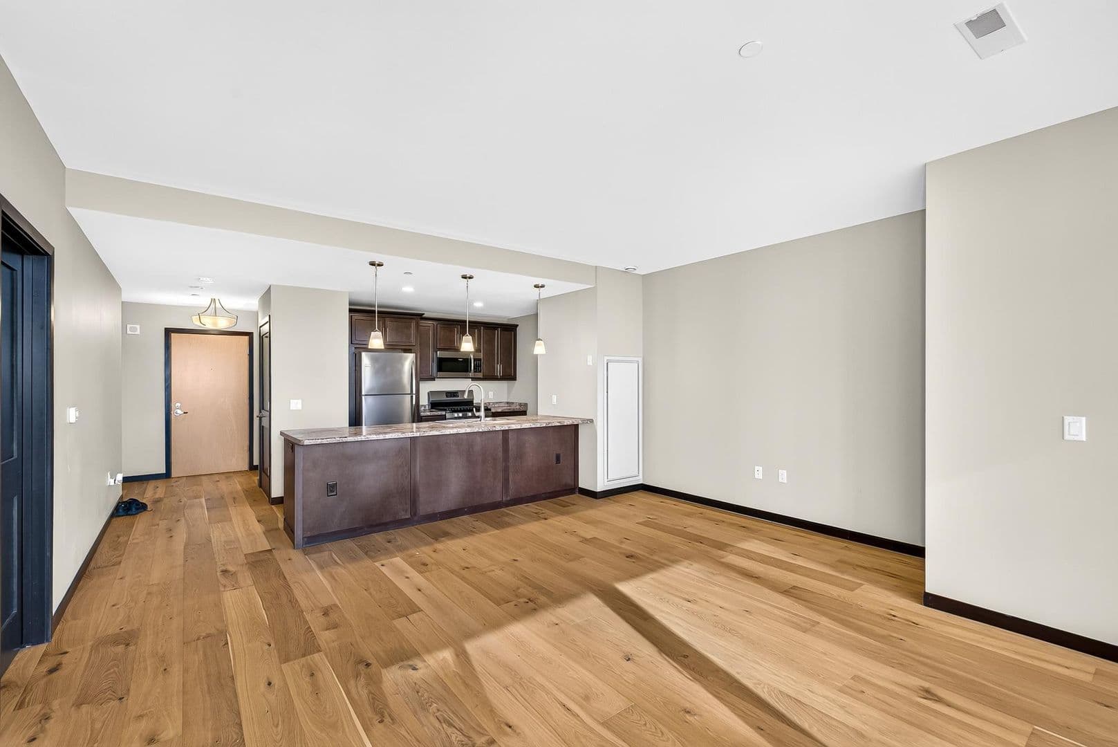 Madison Condo: 625 N Segoe Rd