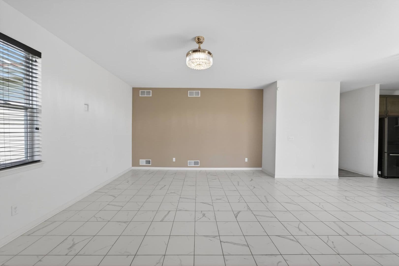 Sun Prairie House: 148 Caraway Pl
