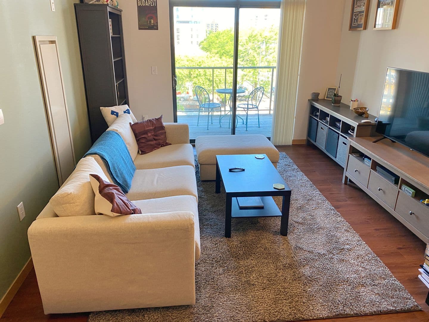 Madison Apartment: 18 S Bedford St
