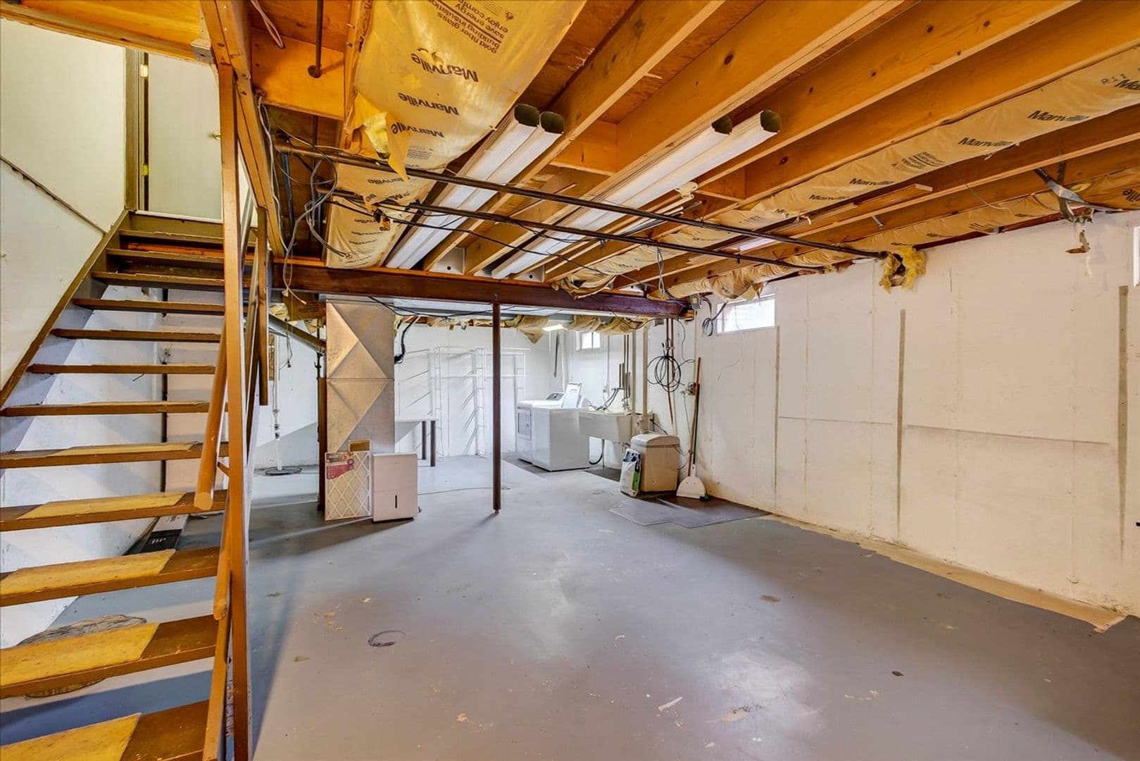 Madison Apartment: 6517-6519 Tottenham Rd