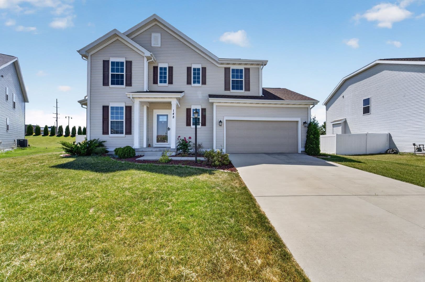Sun Prairie House: 148 Caraway Pl
