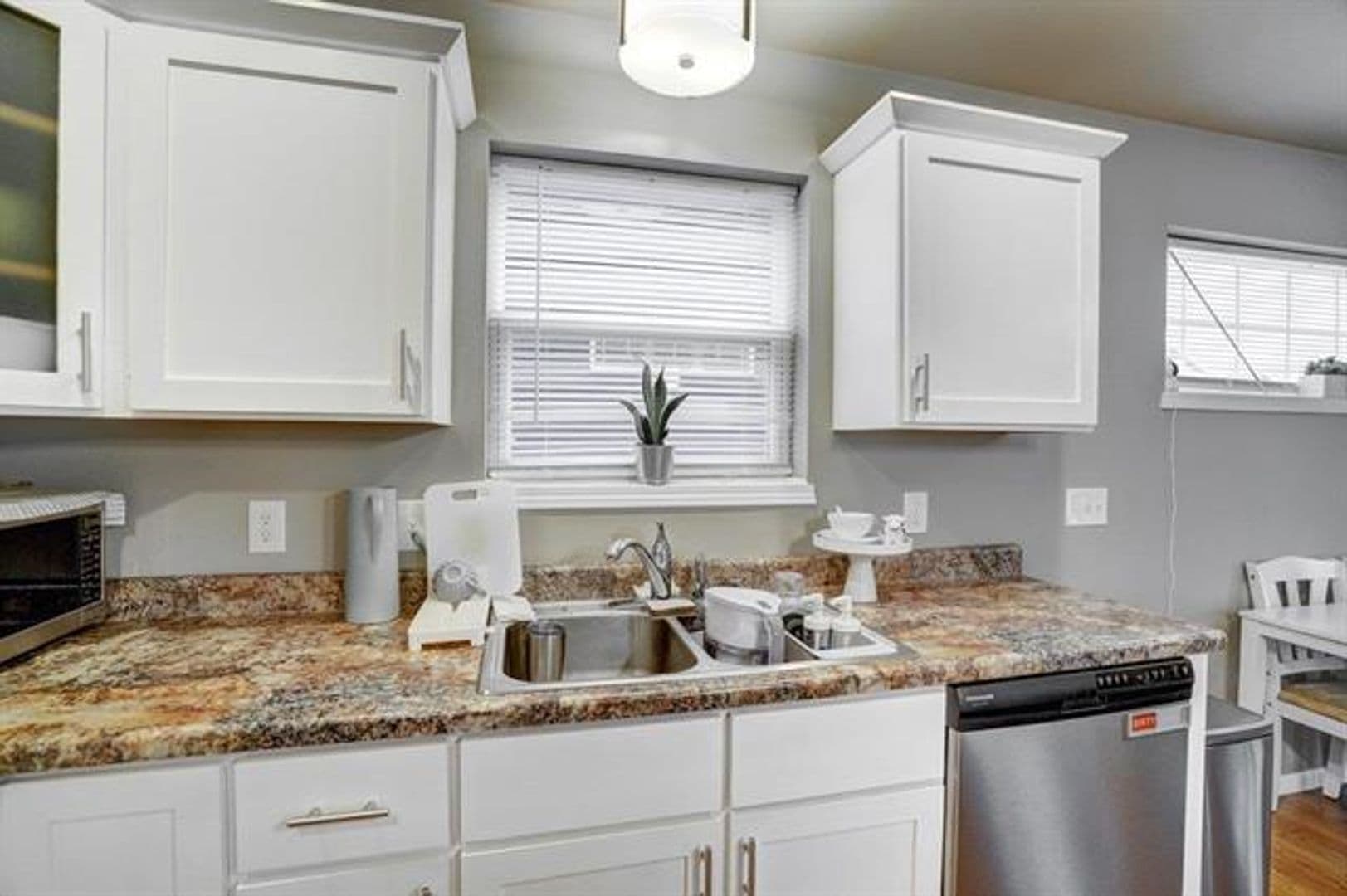 Madison House: 9317 Golden Hue Blvd