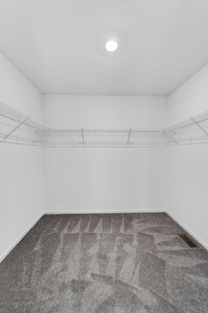 Sun Prairie House: 148 Caraway Pl