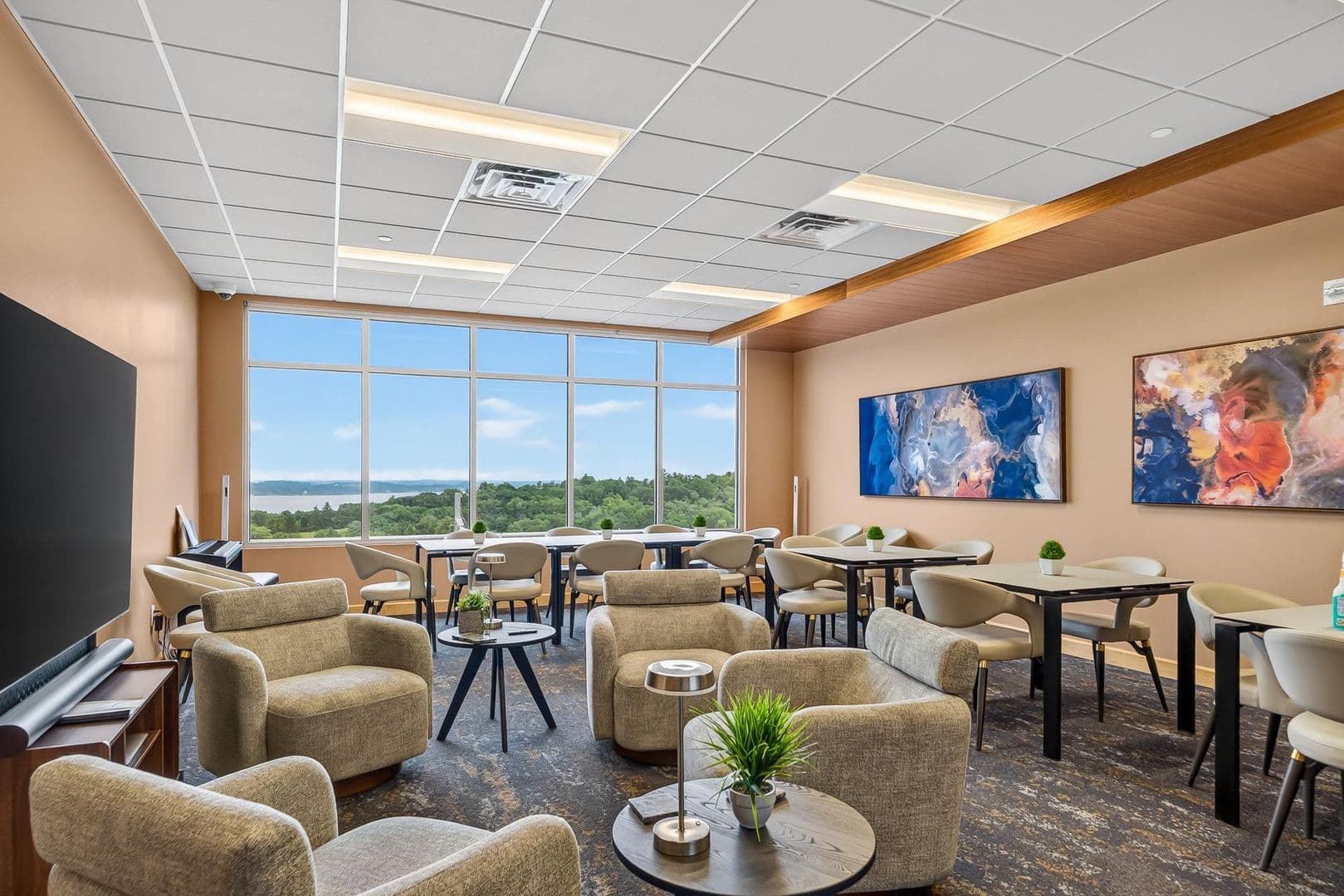 Madison Condo: 625 N Segoe Rd