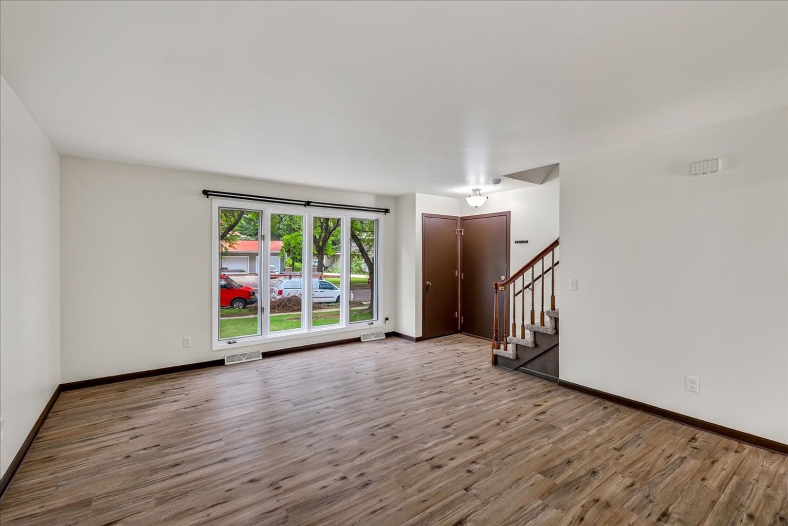 Madison Apartment: 6517-6519 Tottenham Rd