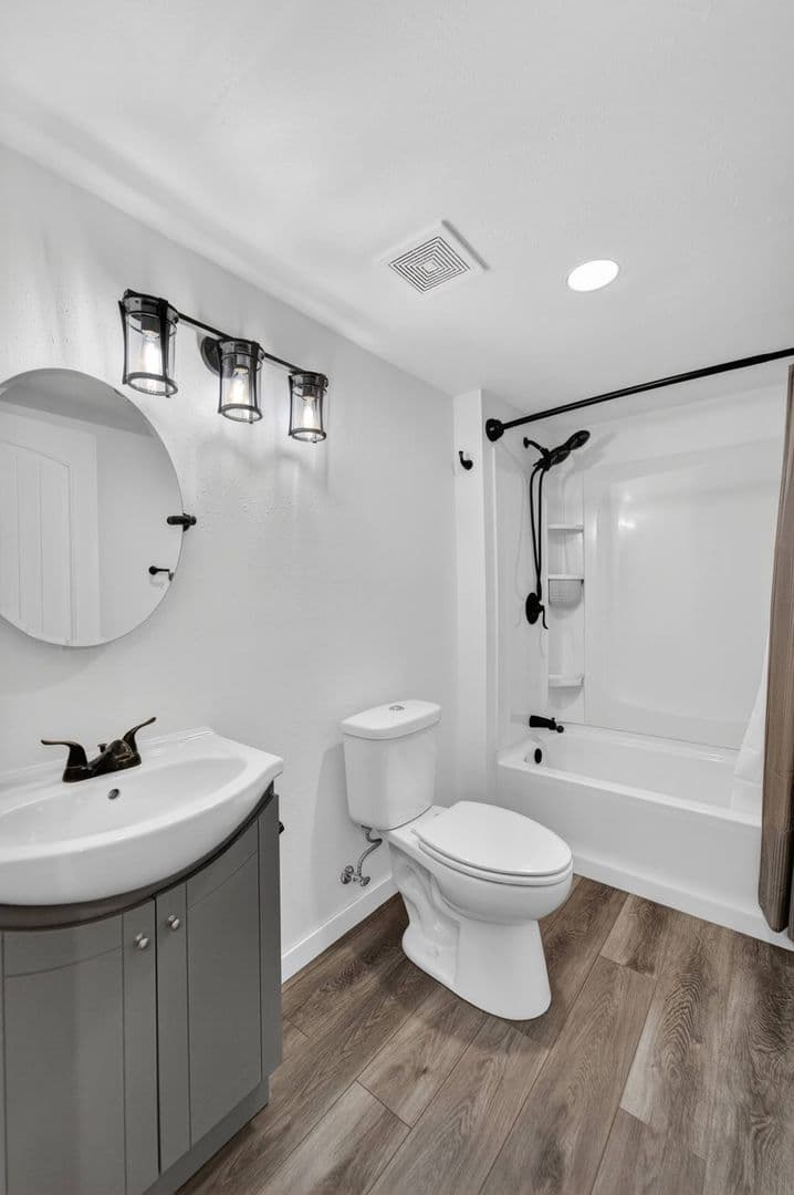 Sun Prairie House: 148 Caraway Pl