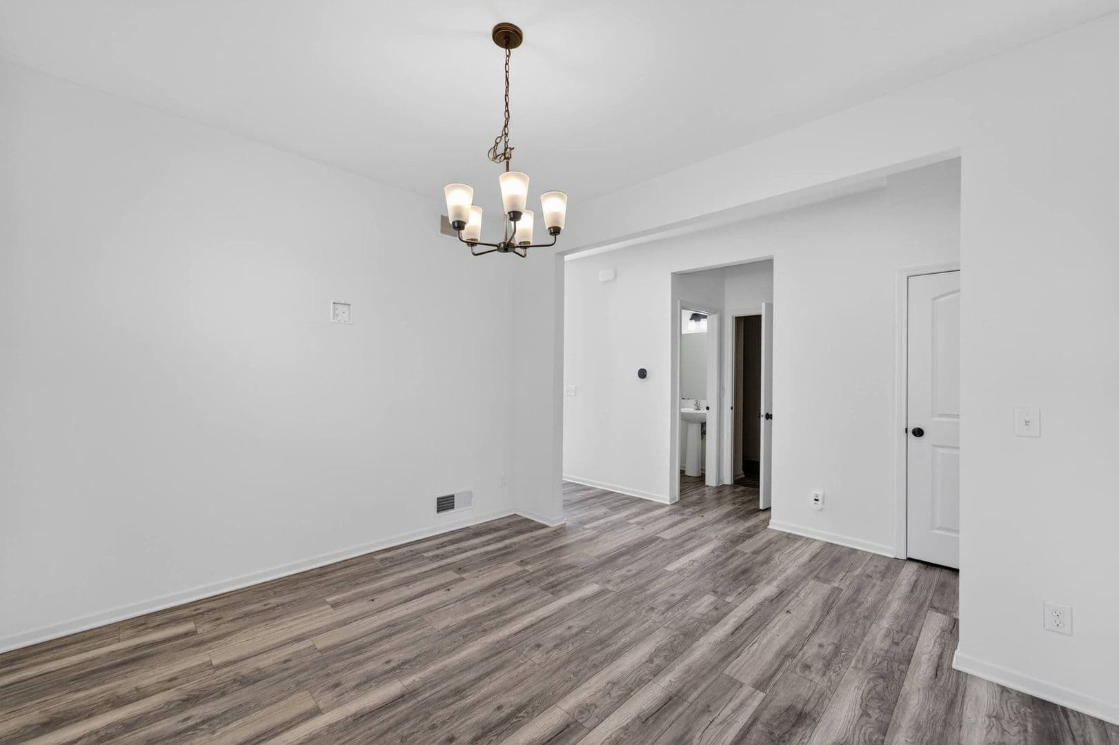 Sun Prairie House: 148 Caraway Pl