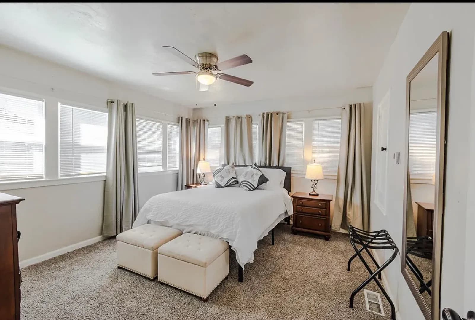 Hanford Apartment: 318 W. Florinda -C