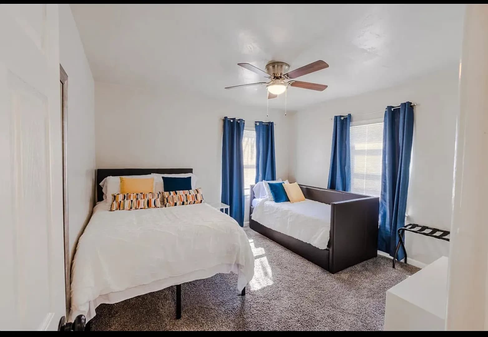 Hanford Apartment: 318 W. Florinda -C