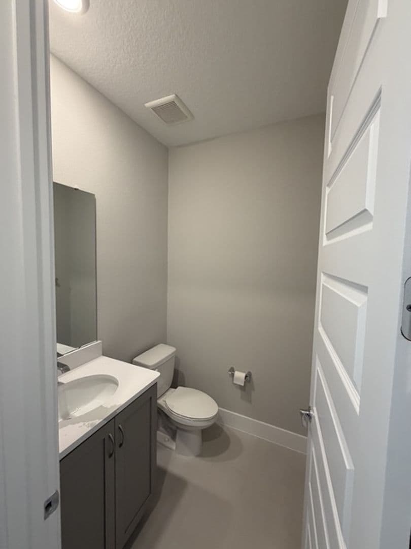 Kissimmee Townhome: 7881 Spectrum Dr
