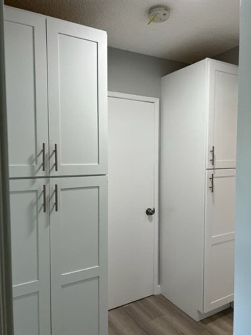 North Hollywood Apartment: 12345 Oxnard St.