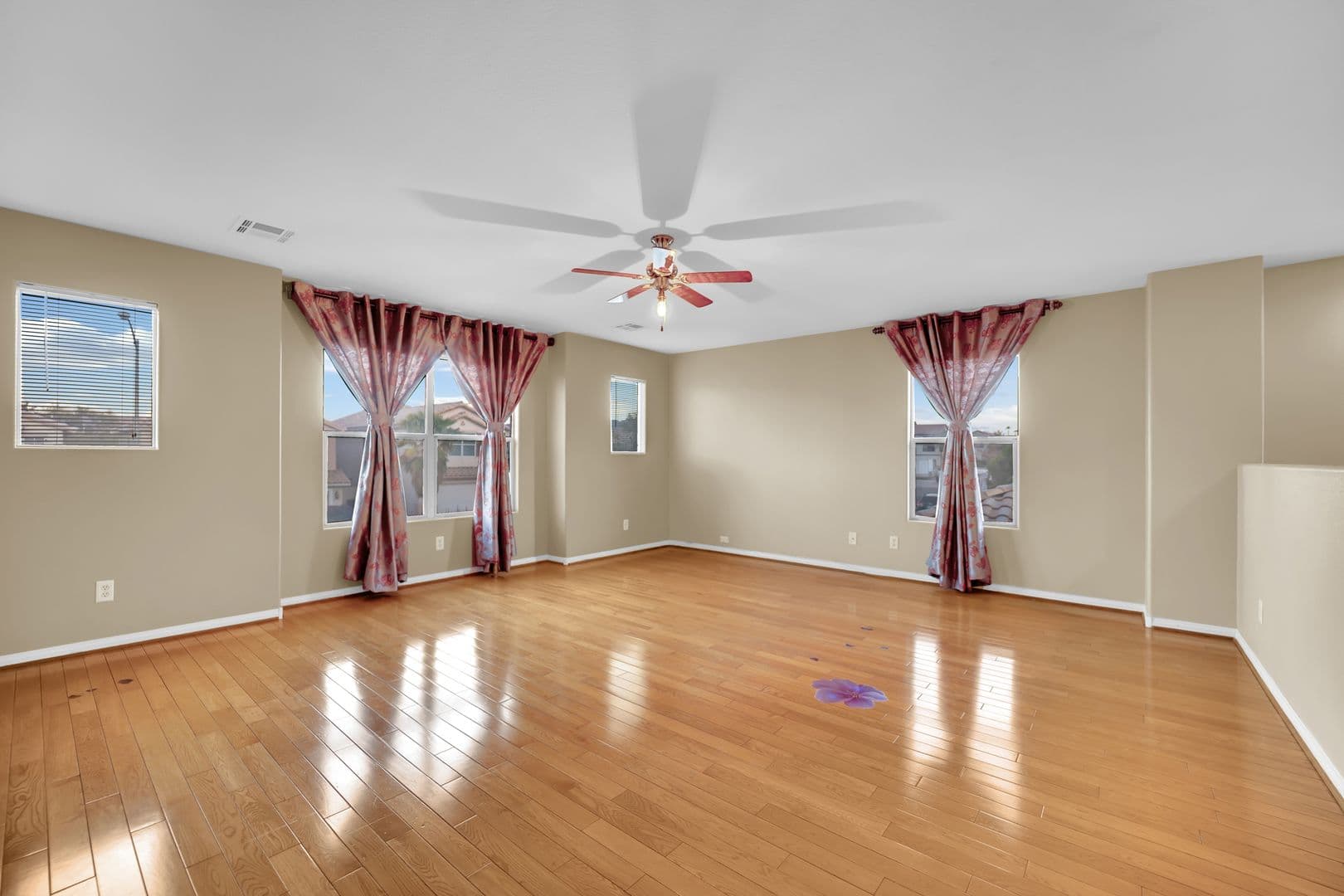 Las Vegas House: 9965 Lorian St,