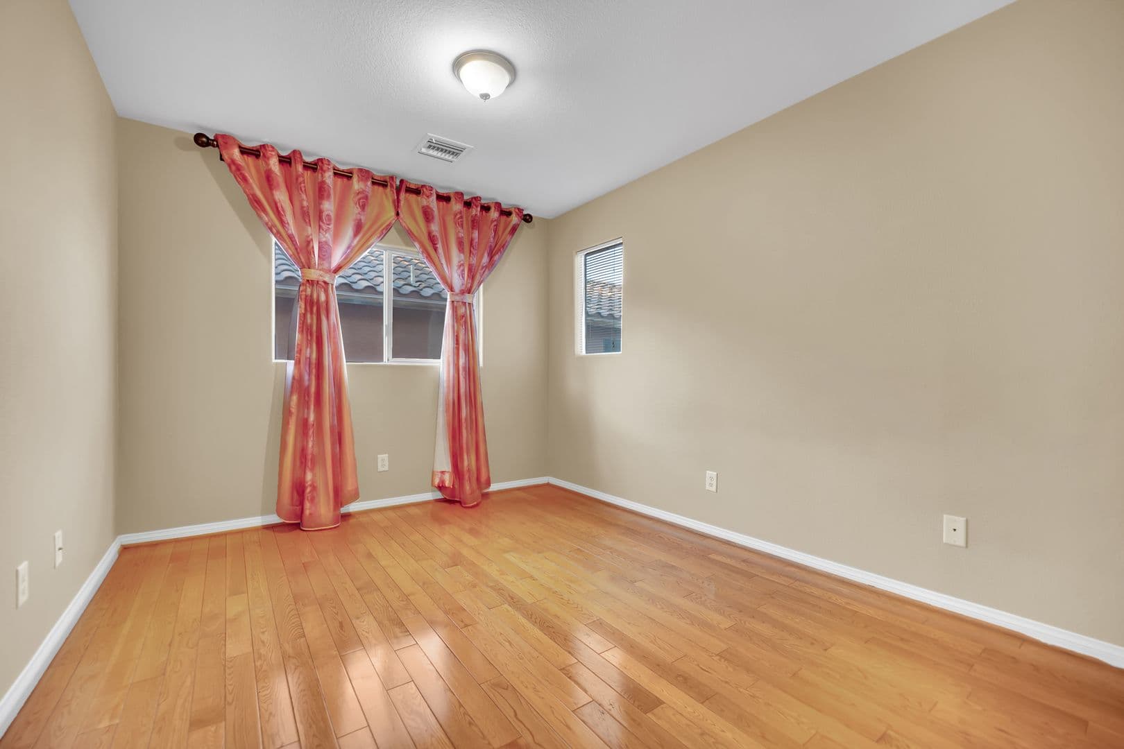Las Vegas House: 9965 Lorian St,
