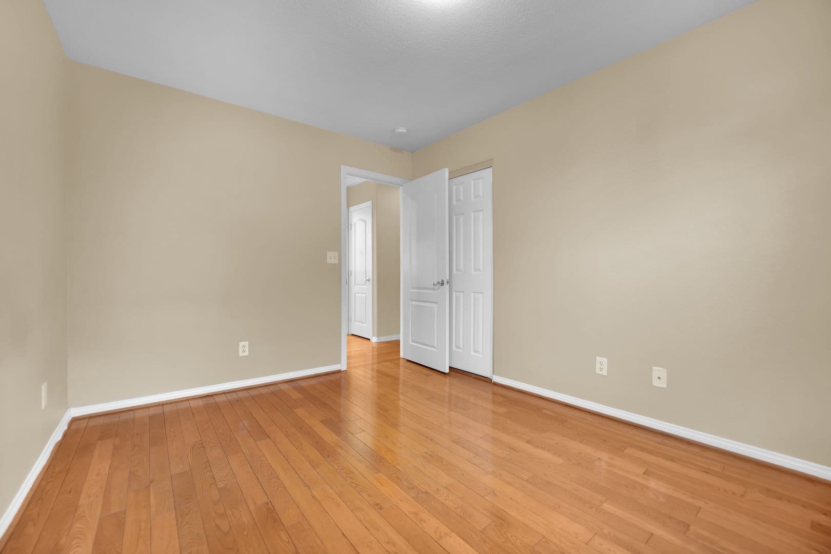 Las Vegas House: 9965 Lorian St,