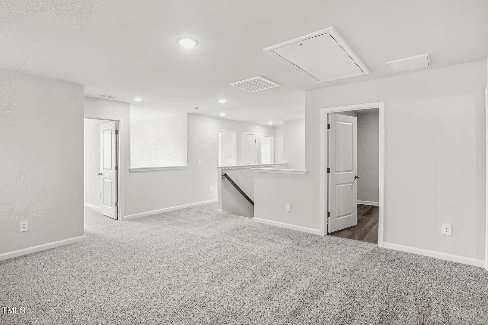 Angier House: 314 White Birch Lane - 1