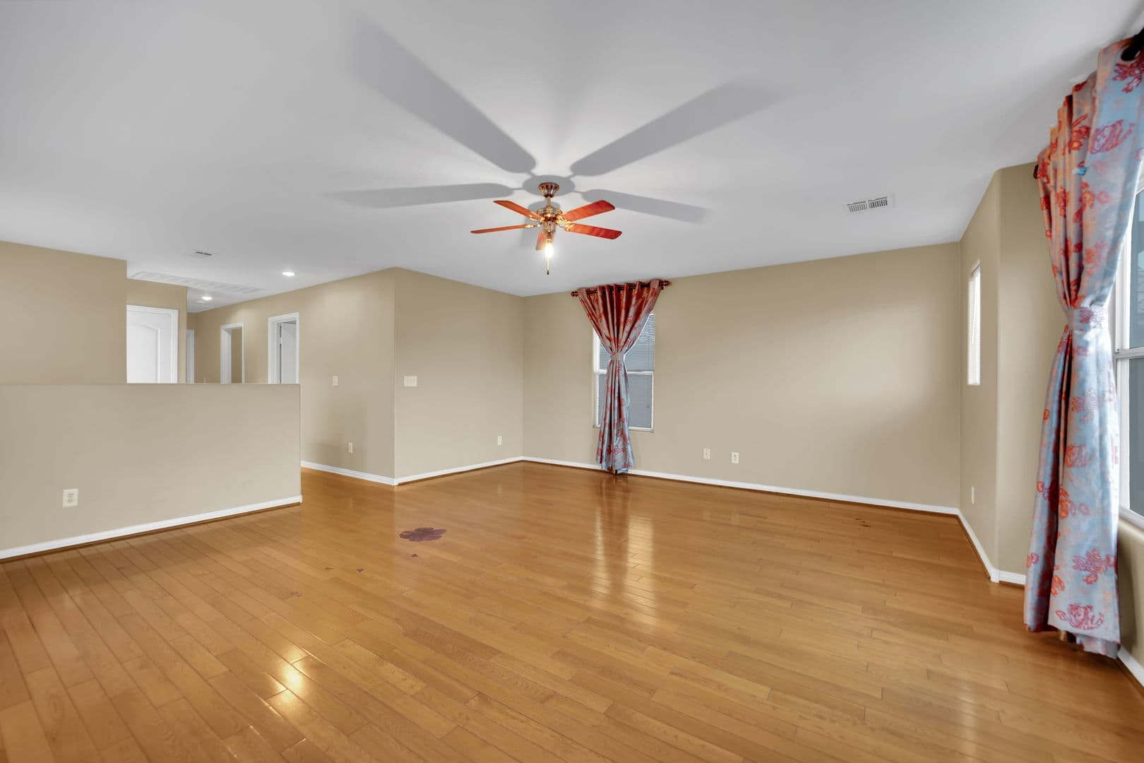 Las Vegas House: 9965 Lorian St,