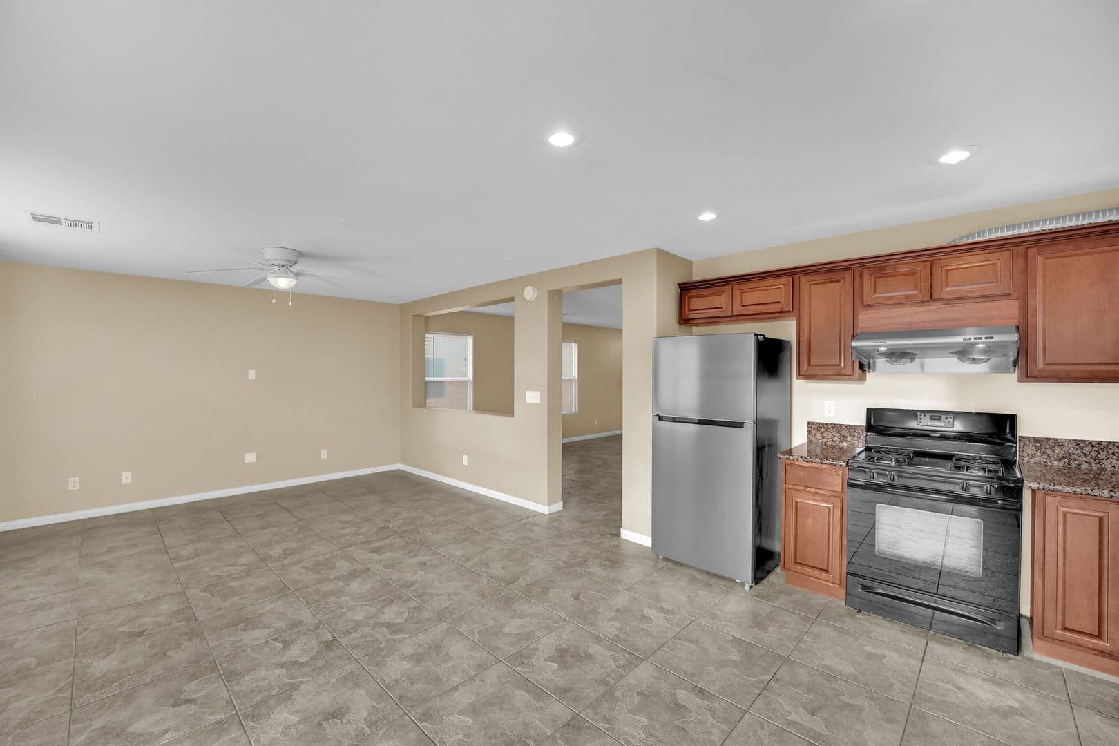 Las Vegas House: 9965 Lorian St,