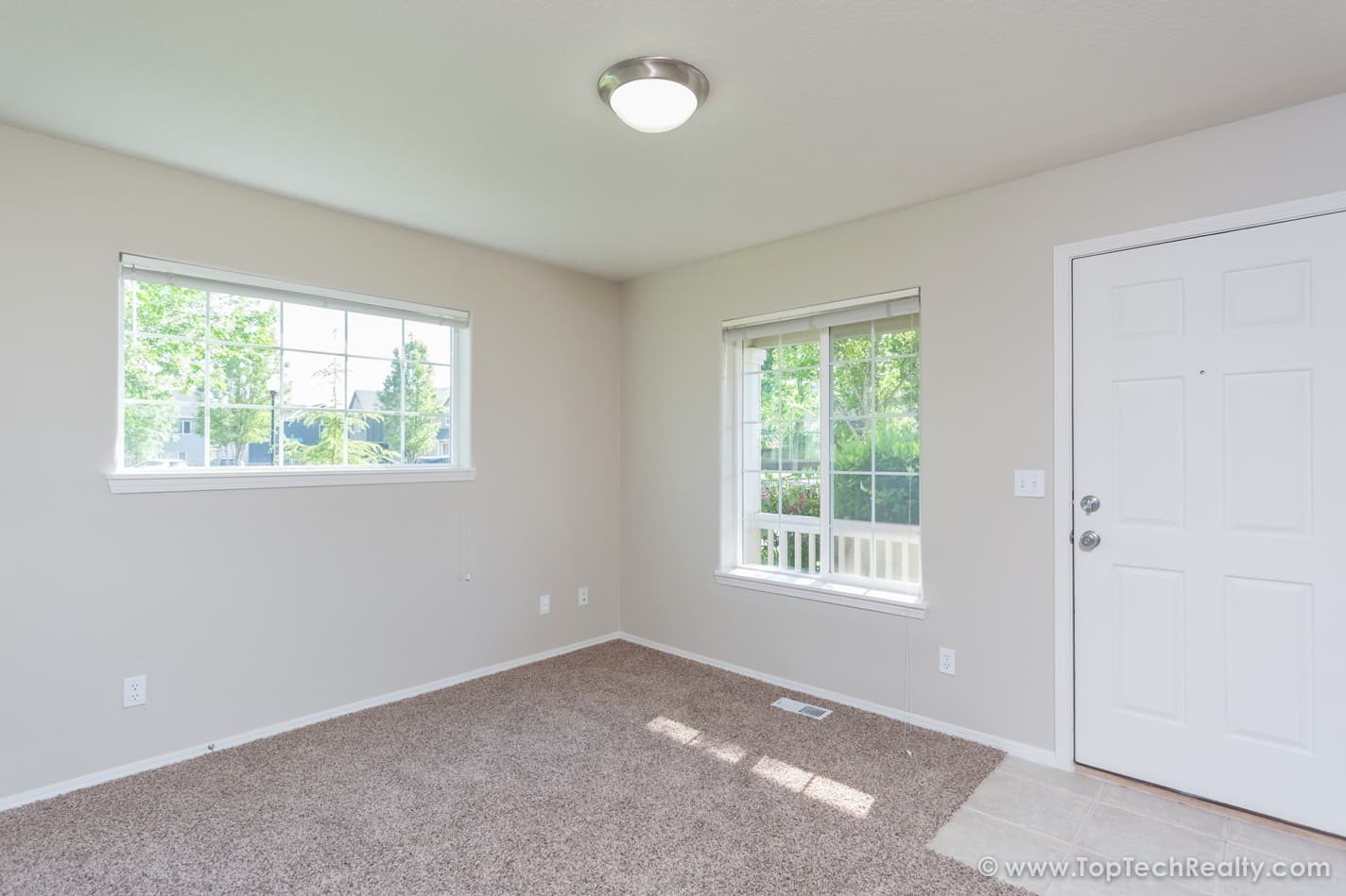 Hillsboro House: 502 NE 64th Court