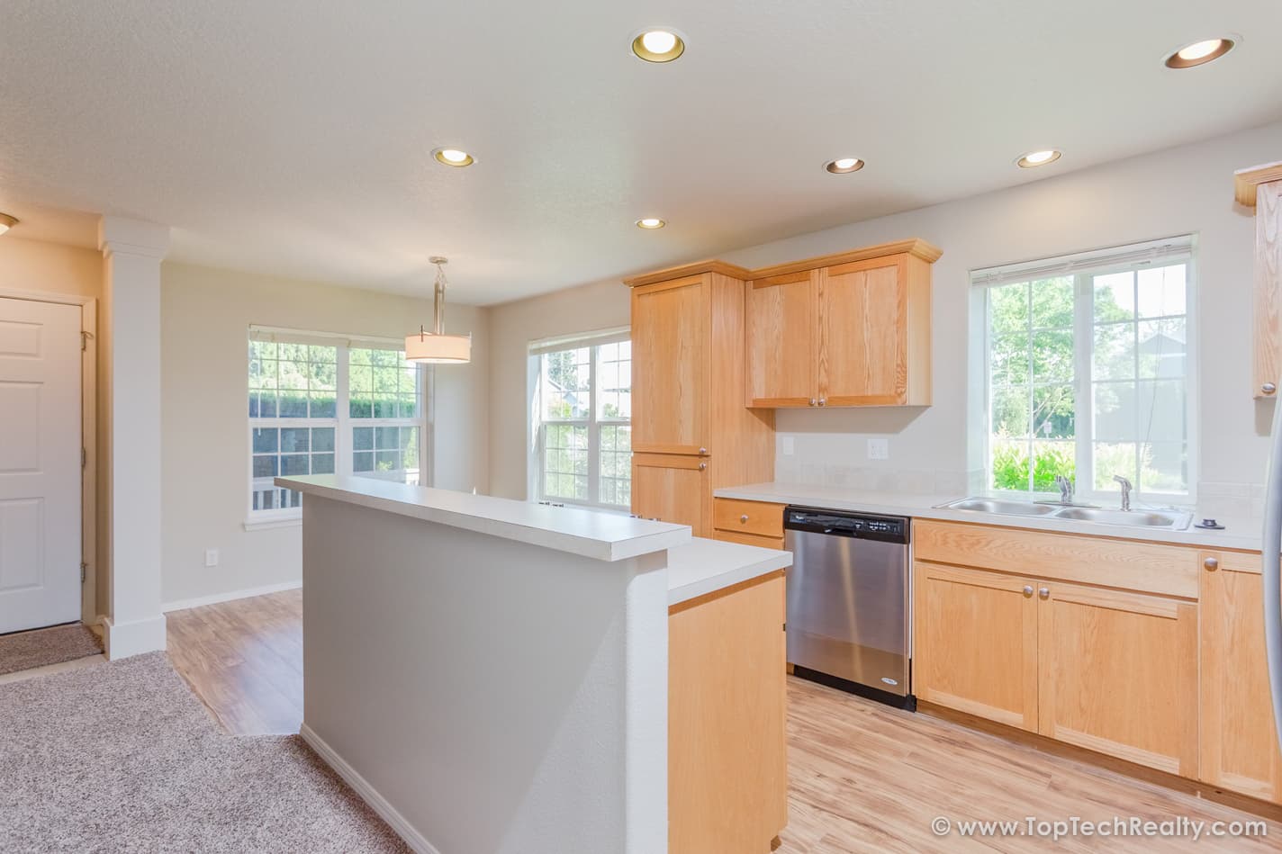 Hillsboro House: 502 NE 64th Court