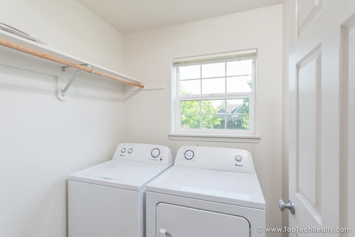 Hillsboro House: 502 NE 64th Court