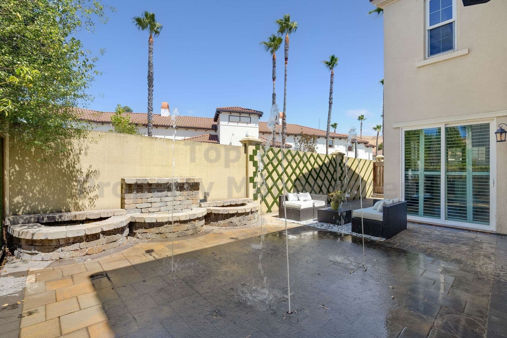 Moraga House: 3 Kendall Circle