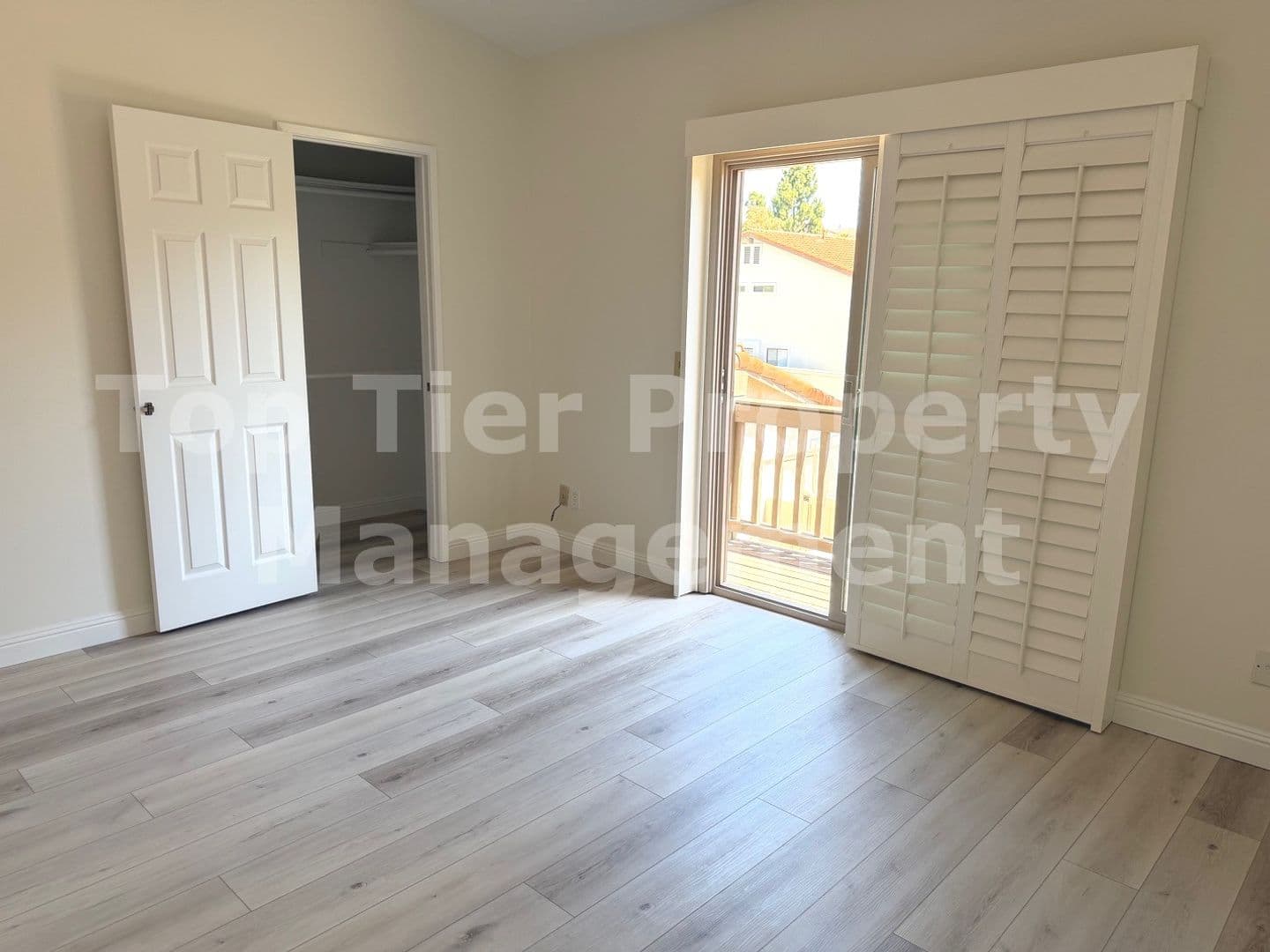 Carlsbad Townhome: 6811 Alderwood Drive