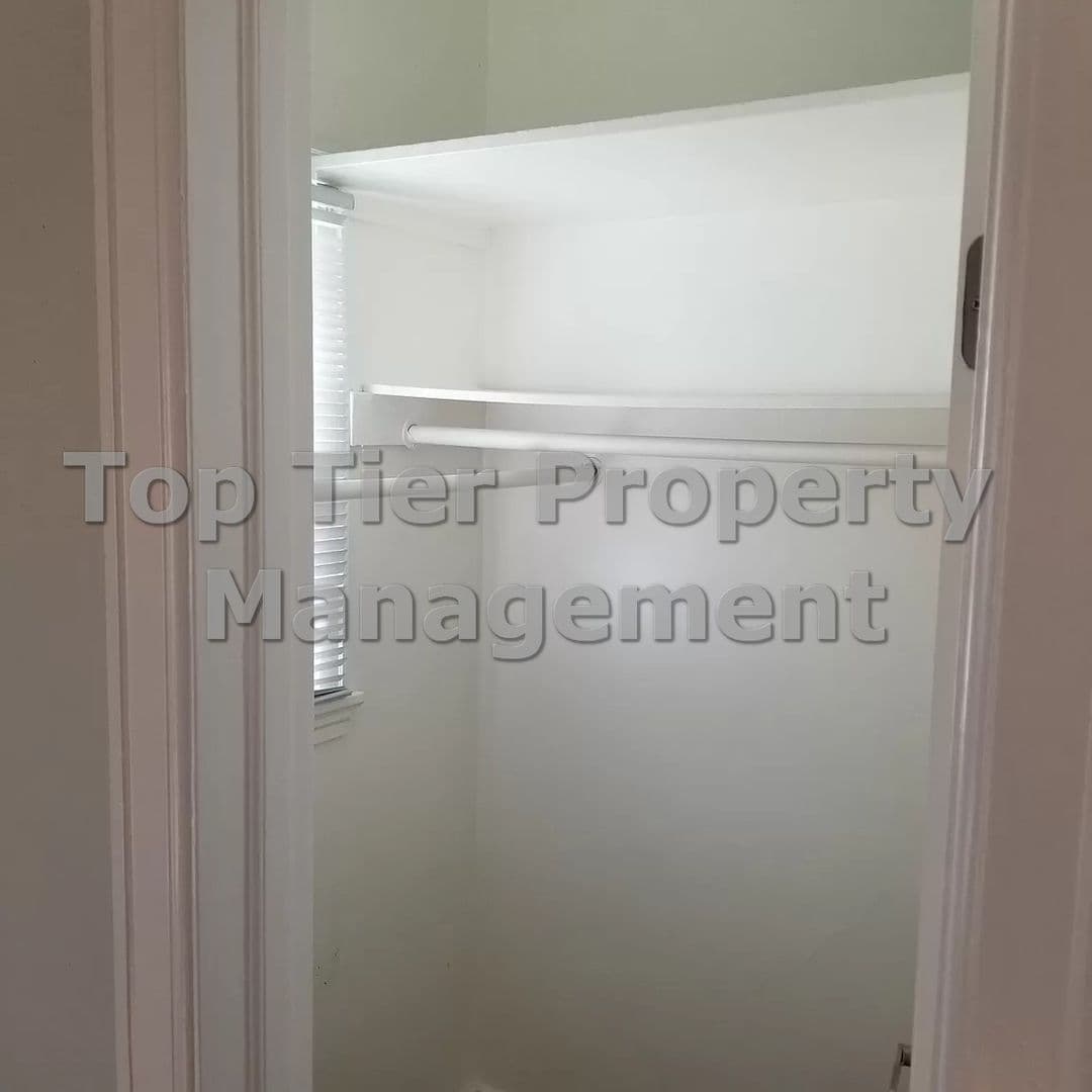 San Diego Condo: 2943 Kalmia Street
