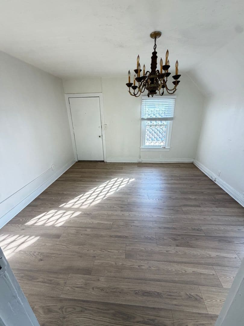 Oceanside House: 615 1/2 N Freeman