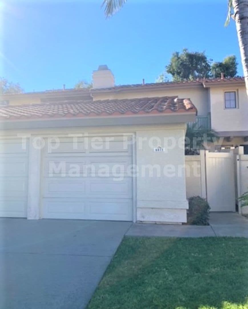 Carlsbad Townhome: 6811 Alderwood Drive