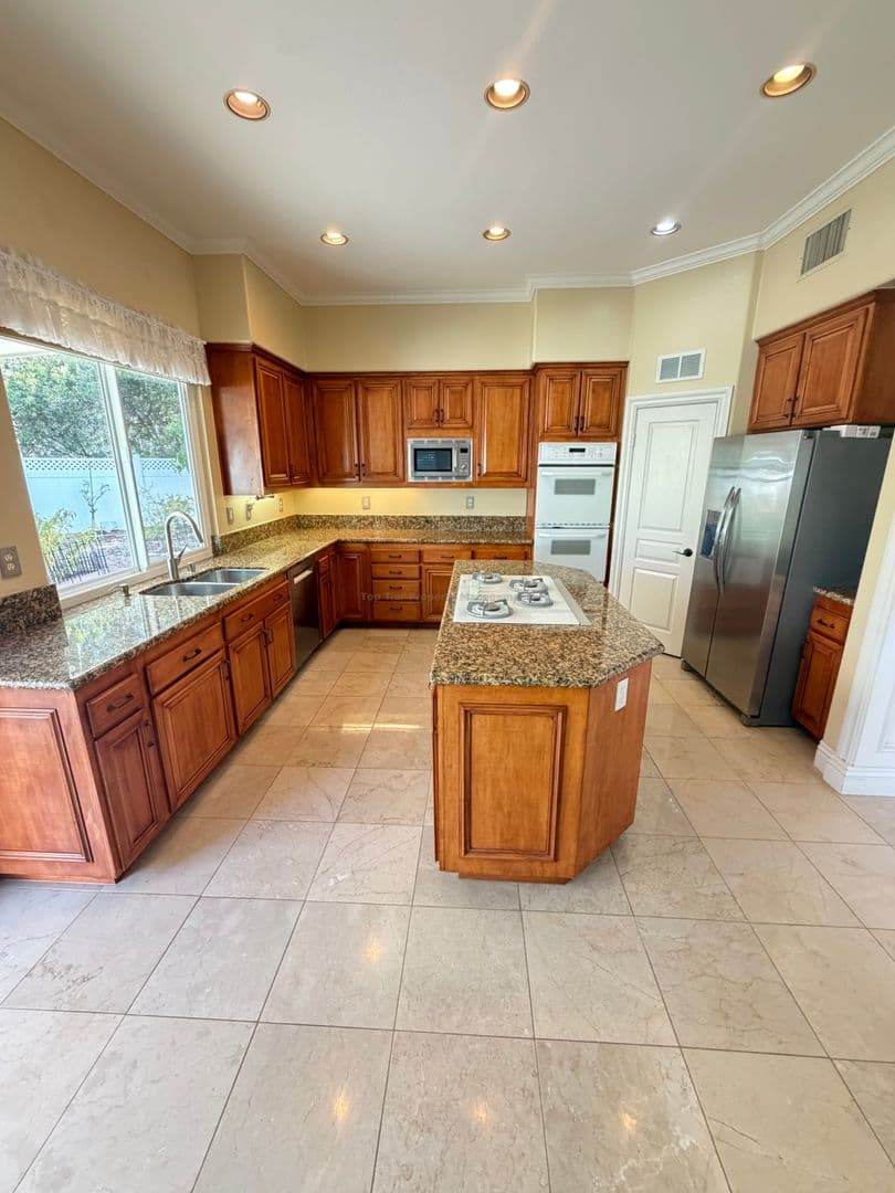 Carlsbad House: 5349 Forecastle Court