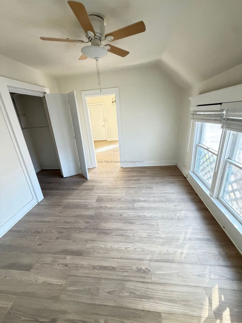 Oceanside House: 615 1/2 N Freeman
