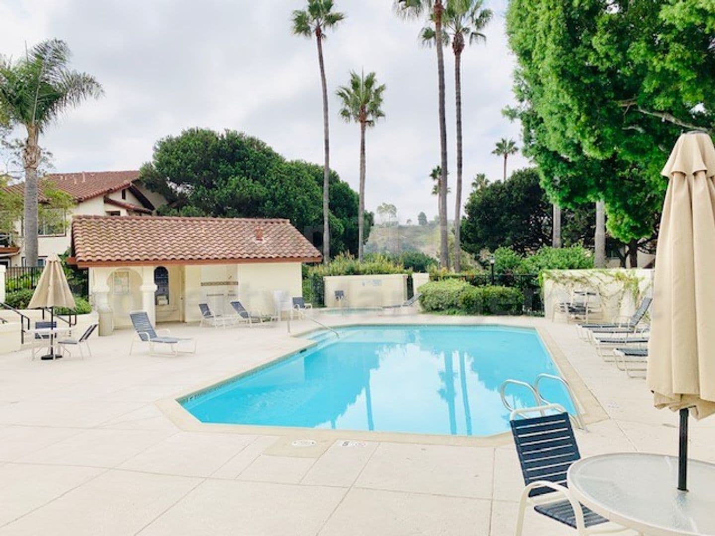San Diego House: 4015 Porte La Paz Unit 135