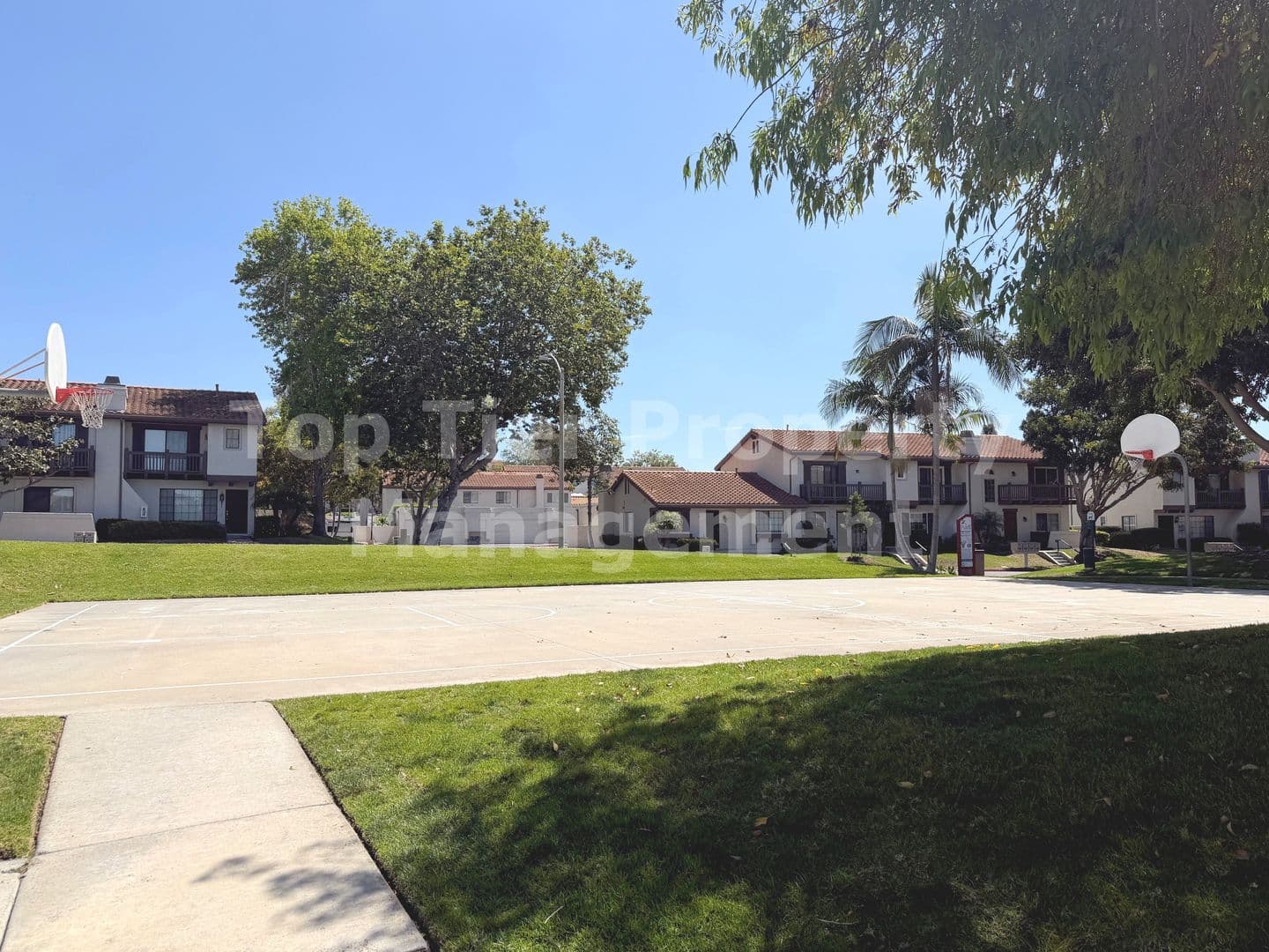 Carlsbad Townhome: 6811 Alderwood Drive