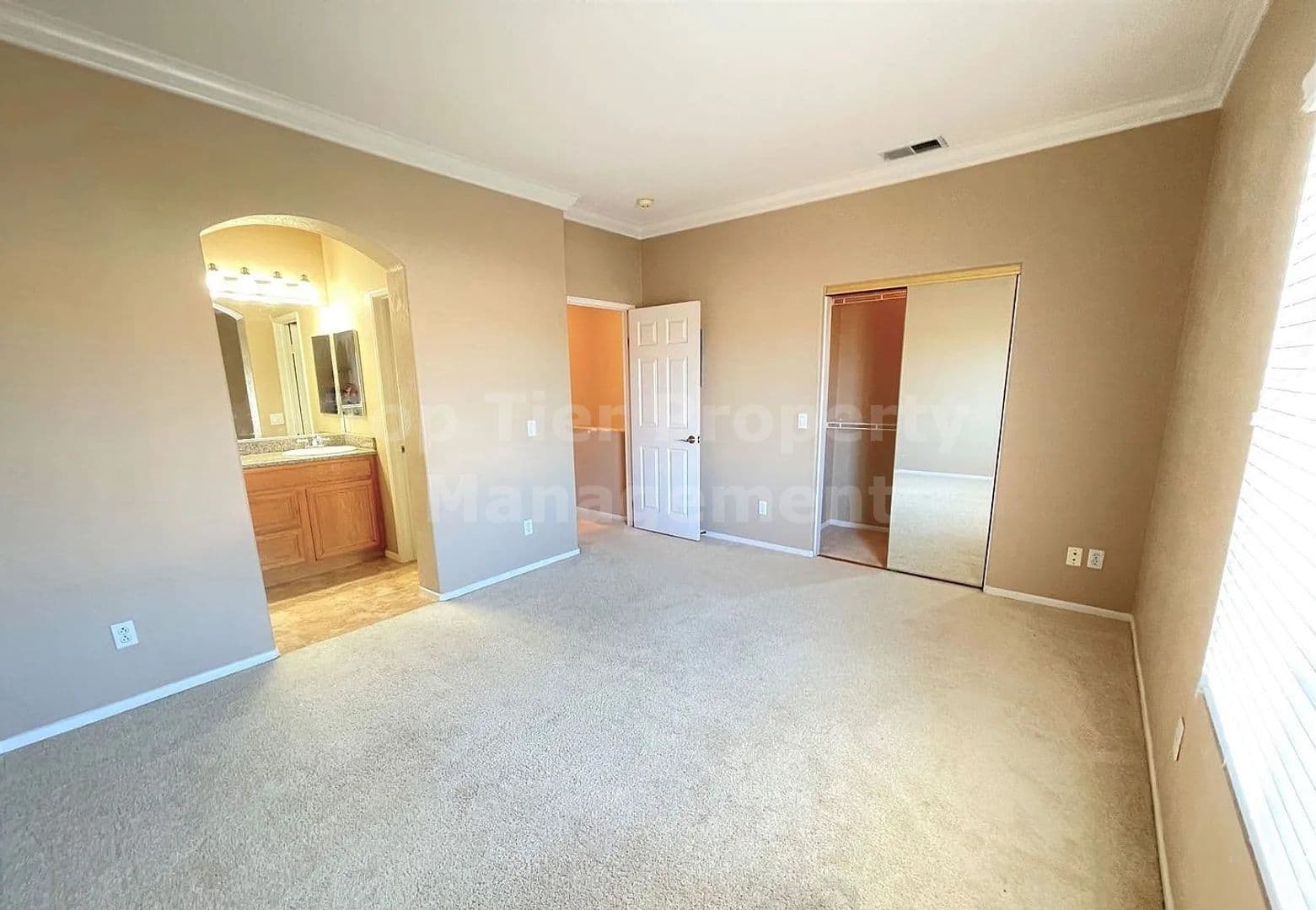 San Diego Townhome: 3706 Mykonos Lane #177