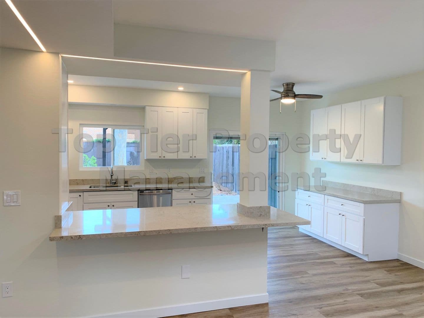 Carlsbad House: 6724 Corintia Street