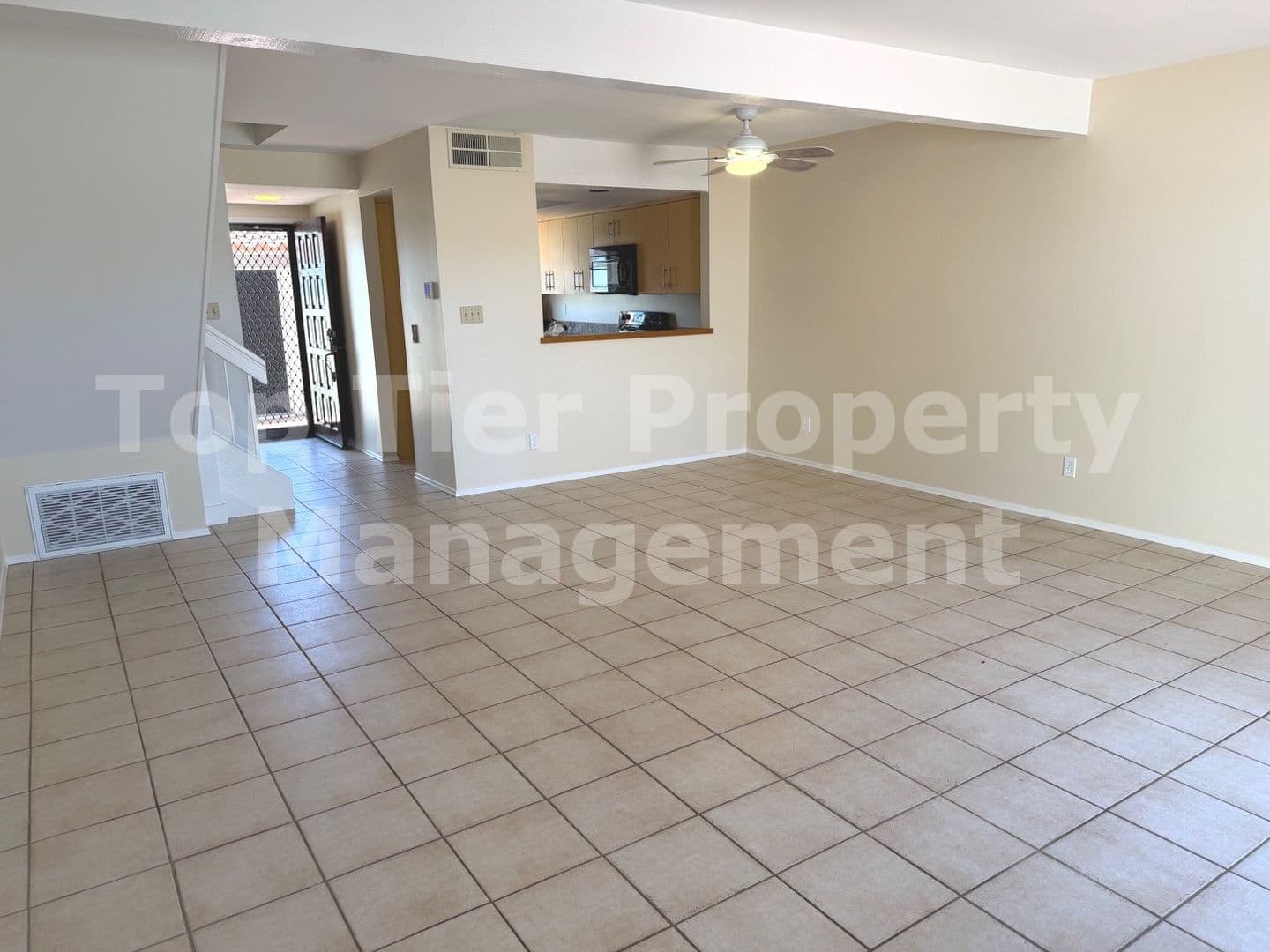 Carlsbad Townhome: 6811 Alderwood Drive