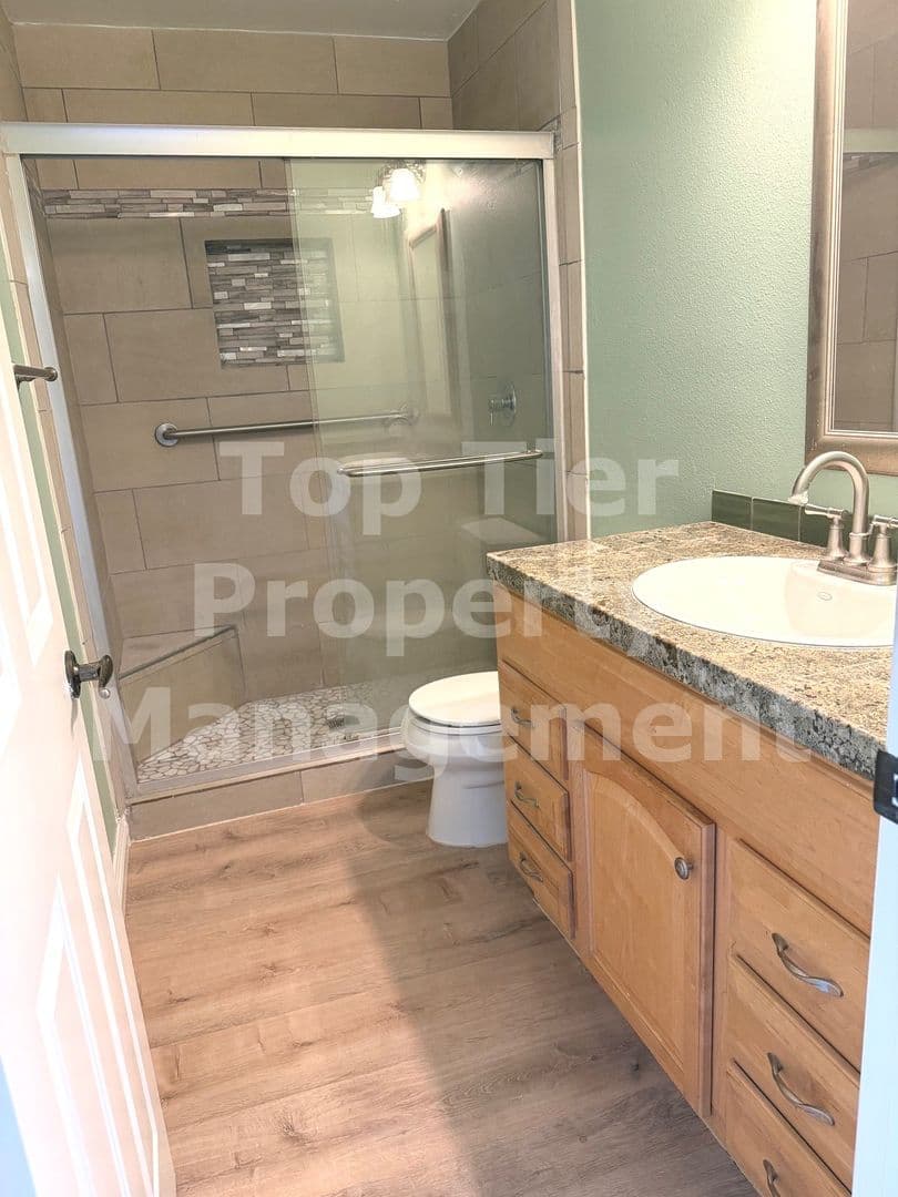 Carlsbad Townhome: 6811 Alderwood Drive