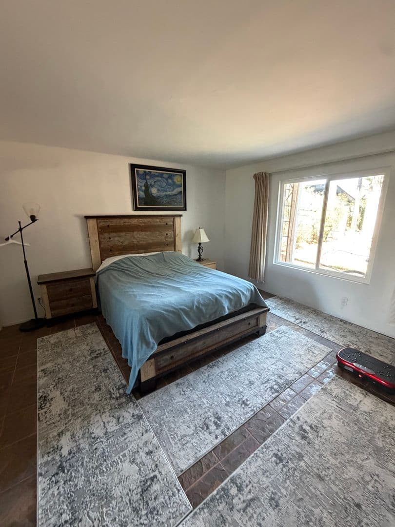 San Diego House: 11392  Paseo Albacete