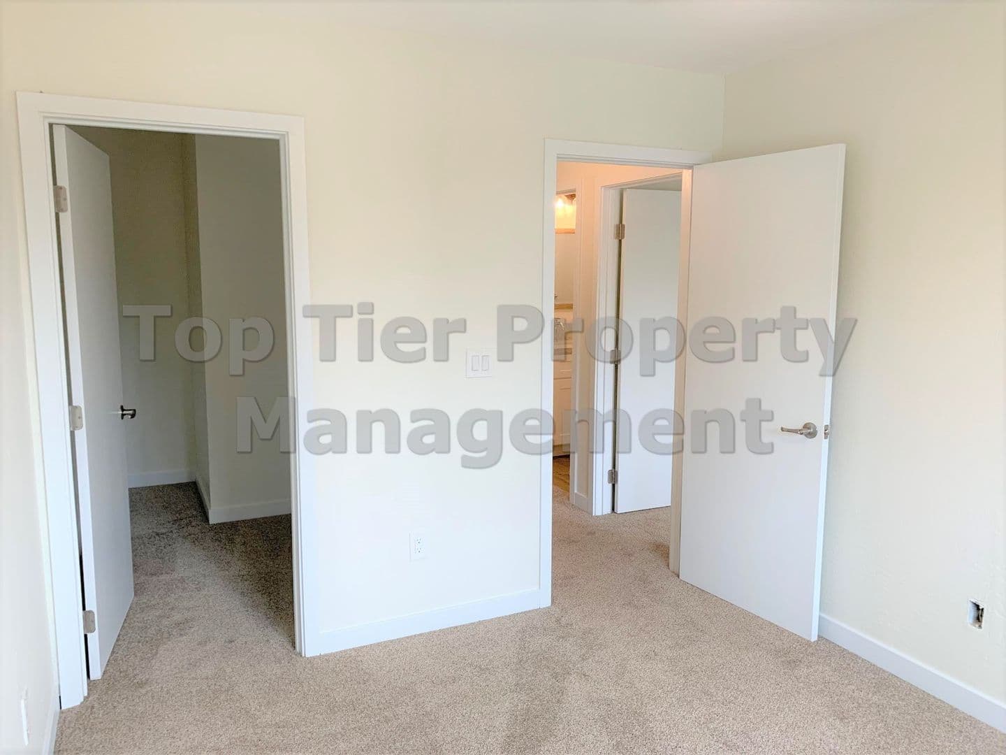 Carlsbad House: 6724 Corintia Street