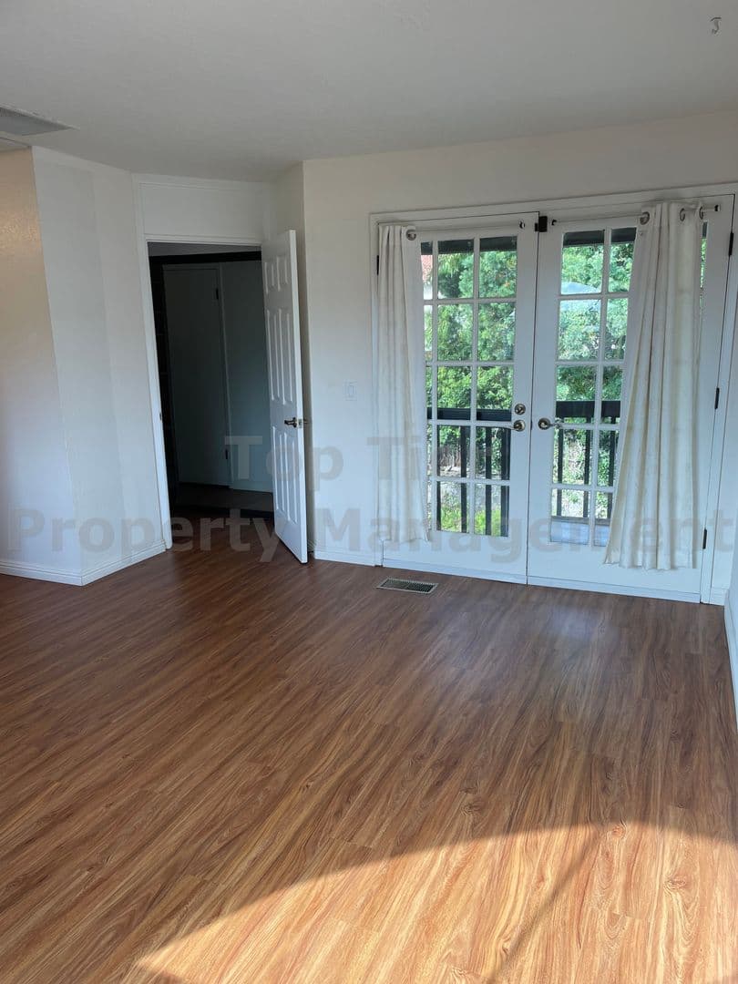 Carlsbad Townhome: 2364 Altisma Way #C