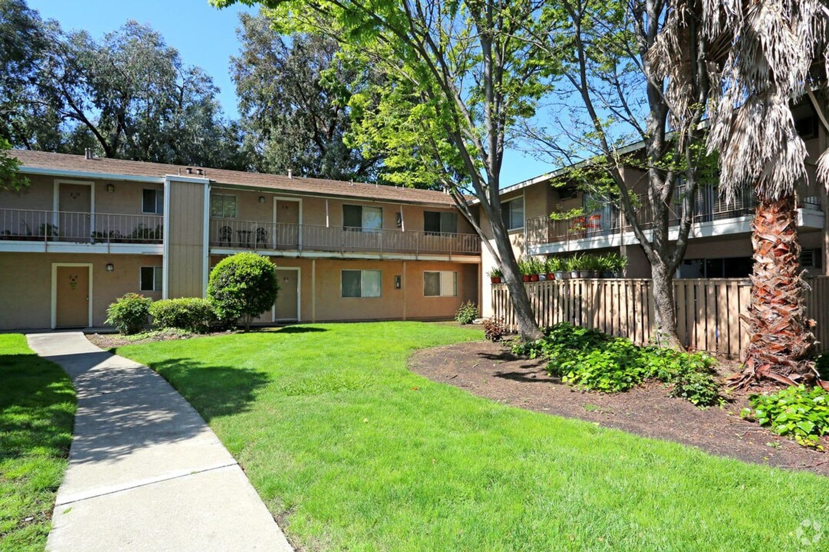 Concord Apartment: 2451 Olivera Rd