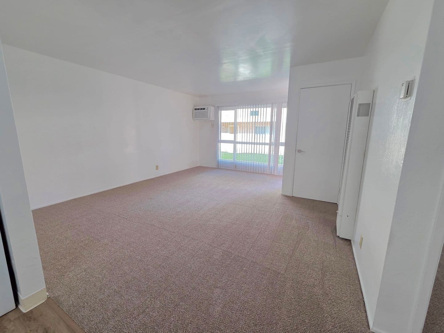 Concord Apartment: 2451 Olivera Rd