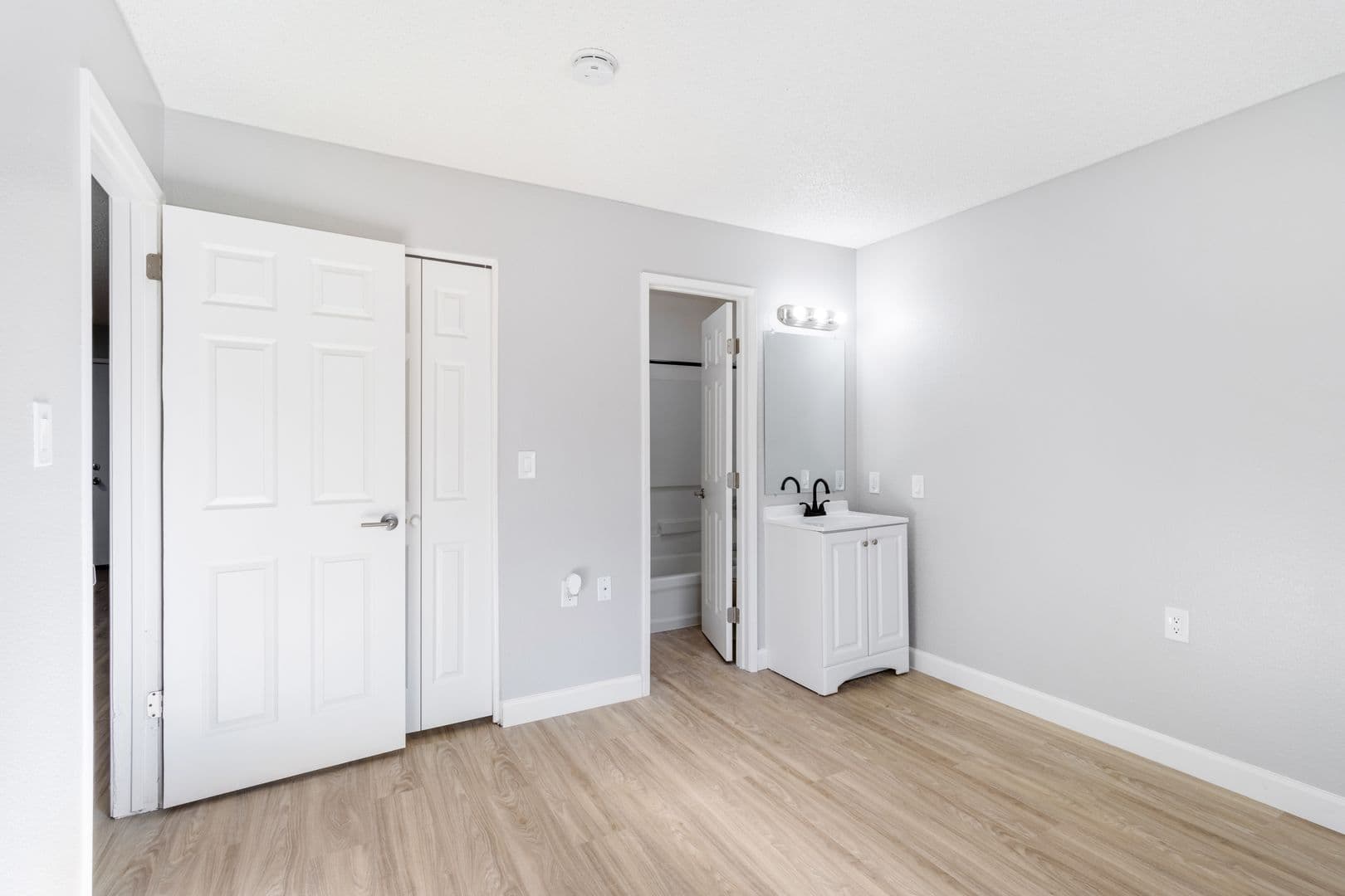 Reno Condo: 175 -197 E Grove Street